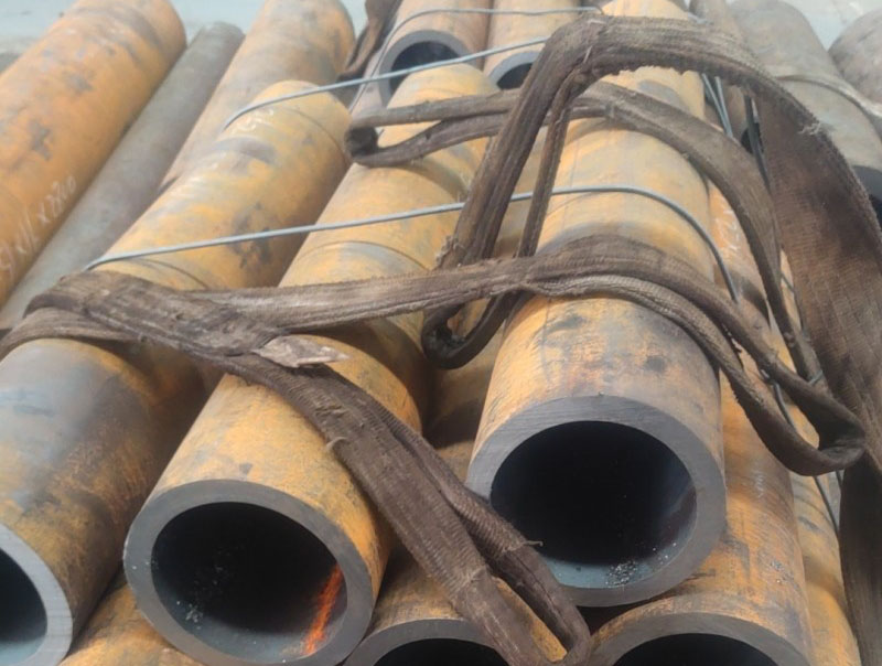 靖江15CrMoG无缝钢管切割